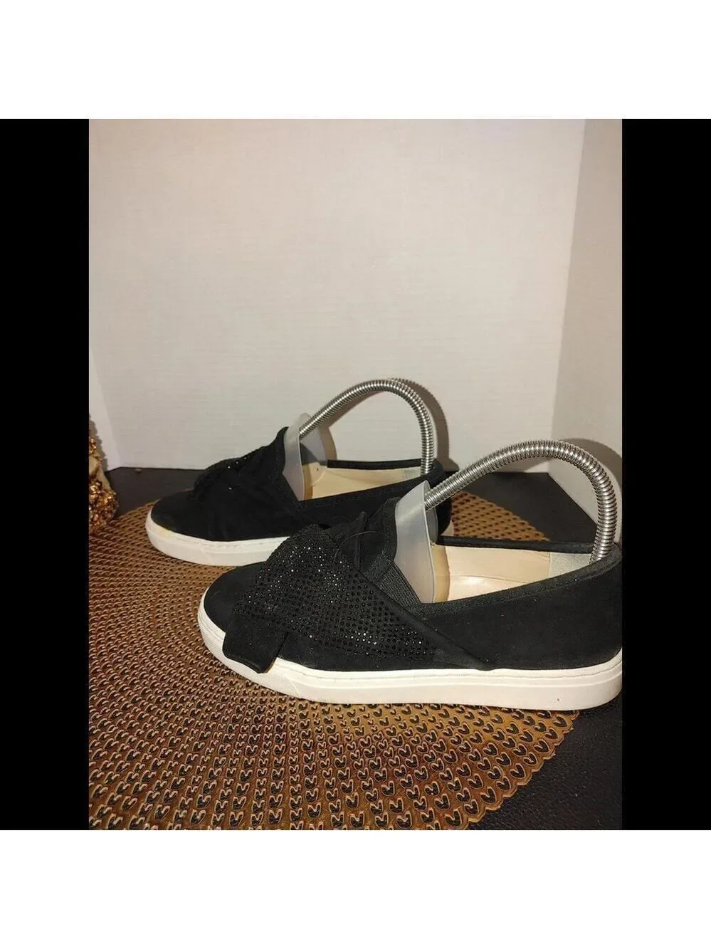 Vince Camuto brand vince